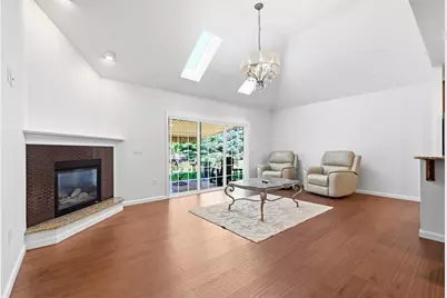 401 River Glen Dr, Economy, PA 15005 - Photo 12