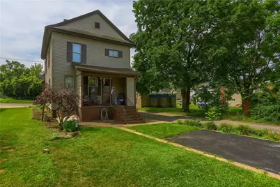 409 E Reynolds St, New Castle, PA 16101 - Photo 4