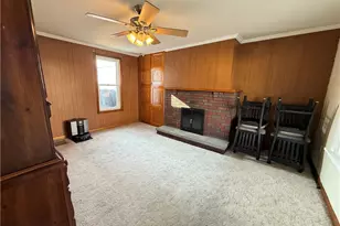 1612 Broad St, South Greensburg Boro, PA 15601 - Photo 14