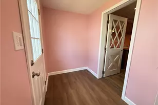 1612 Broad St, South Greensburg Boro, PA 15601 - Photo 12