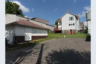 1612 Broad St, South Greensburg Boro, PA 15601 - Photo 22