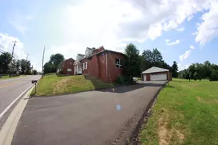 3234 Washington Pike, South Fayette, PA 15017 - Photo 2
