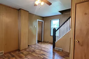 264 Cleveland St, Butler, PA 16001 - Photo 6