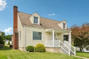 201 S 6th St, Youngwood, PA 15697 - Photo 2