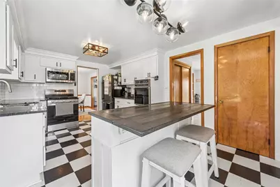 1247 Old Leechburg Rd, Pittsburgh, PA 15239 - Photo 10