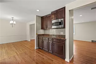 1531 Forestview Dr, Pittsburgh, PA 15234 - Photo 8