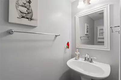 142 Bradford Square Dr, Trafford, PA 15085 - Photo 20