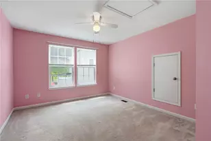 142 Bradford Square Dr, Trafford, PA 15085 - Photo 24