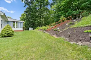 142 Bradford Square Dr, Trafford, PA 15085 - Photo 34