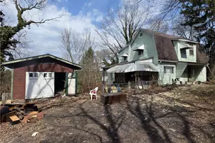 23 Maple Ave, Jeannette, PA 15644 - Photo 1