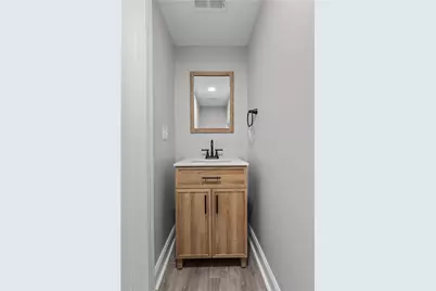 748 Anaheim St, Schenley Heights, PA 15219 - Photo 16