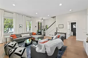 1005 Hasley Ln, Pittsburgh, PA 15217 - Photo 6