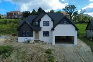 1061 Skyline Dr, Cecil, PA 15317 - Photo 2