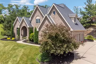 6 Crystol Ct, Penn Twp, PA 15642 - Photo 2