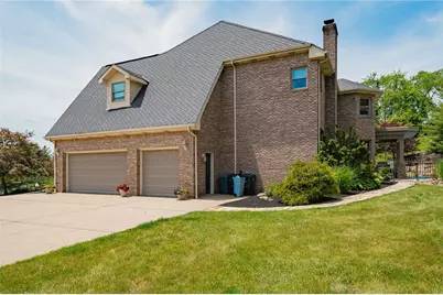 6 Crystol Ct, Penn Twp, PA 15642 - Photo 4