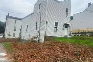 2722 McDowell St, Pittsburgh, PA 15212 - Photo 1