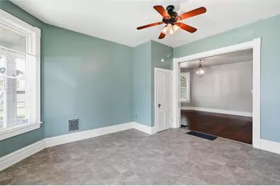 306 N 1st St, Jeannette, PA 15644 - Photo 10