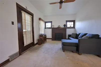 1702 Steuben St, Pittsburgh, PA 15205 - Photo 4