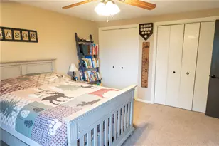243 Oak Entrance Dr, Jefferson Hills, PA 15025 - Photo 16