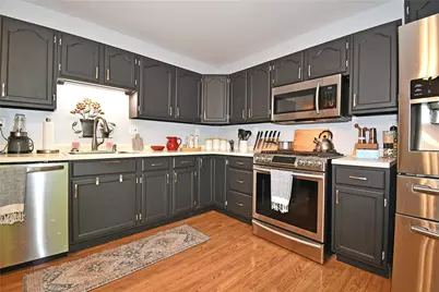 940 Parkwood Rd, Pittsburgh, PA 15210 - Photo 12