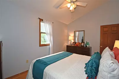 940 Parkwood Rd, Pittsburgh, PA 15210 - Photo 18