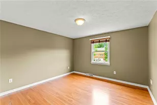 5517 Saddlebrook Dr, Bethel Park, PA 15102 - Photo 28