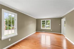 5517 Saddlebrook Dr, Bethel Park, PA 15102 - Photo 10