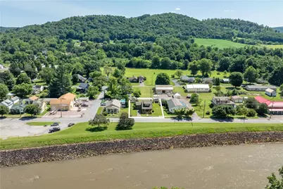 829 Oden St, Confluence Boro, PA 15424 - Photo 42