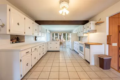 320 W 1st Ave, Latrobe, PA 15650 - Photo 10