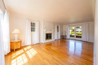 320 W 1st Ave, Latrobe, PA 15650 - Photo 6