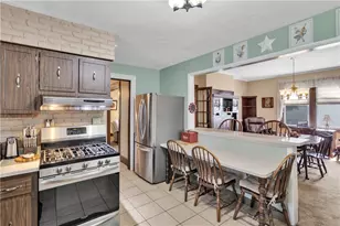 182 Main St, New Eagle, PA 15067 - Photo 14