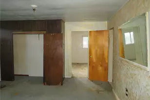 424 Ohio Ave, Midland Boro, PA 15059 - Photo 16