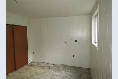 424 Ohio Ave, Midland Boro, PA 15059 - Photo 10