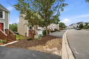 2631 Hunters Point Dr, Pittsburgh, PA 15090 - Photo 34