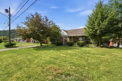 125 White Oak Dr, White Oak, PA 15131 - Photo 34