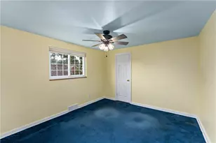 169 Crestview Dr, Pittsburgh, PA 15236 - Photo 14