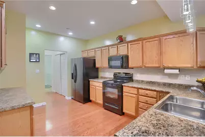 2164 Isleworth Lane, Cranberry Township, PA 16066 - Photo 18