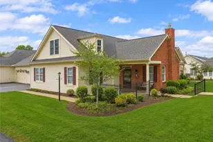 2164 Isleworth Lane, Cranberry Township, PA 16066 - Photo 2