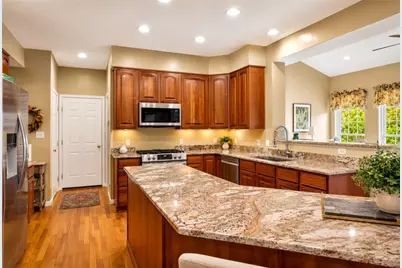 619 Rosewood St, Rostraver, PA 15012 - Photo 4