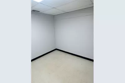 227 N Jefferson St, New Castle, PA 16101 - Photo 20