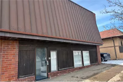 227 N Jefferson St, New Castle, PA 16101 - Photo 2