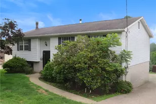 115 Bristol Ln, Hempfield Township, PA 15642 - Photo 1