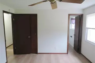 115 Bristol Ln, Hempfield Township, PA 15642 - Photo 16
