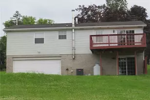 115 Bristol Ln, Hempfield Township, PA 15642 - Photo 26