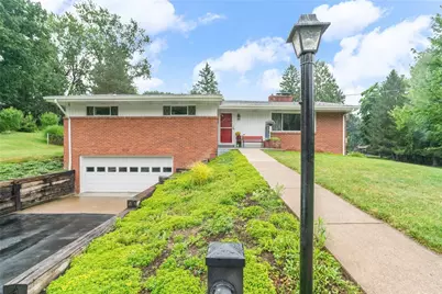 449 Emerald Dr, Pittsburgh, PA 15237 - Photo 1