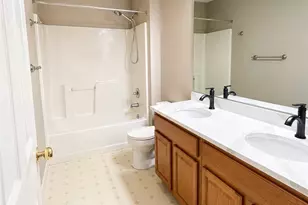 1619 Norman Dr, Pittsburgh, PA 15143 - Photo 24