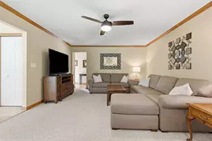 115 Shady Hollow Dr, Economy, PA 15005 - Photo 12