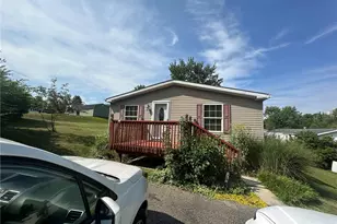 710 Slate Ave, Cranberry Township, PA 16066 - Photo 2