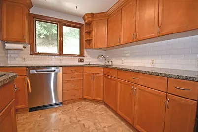 986 Segar Rd, Pittsburgh, PA 15243 - Photo 16