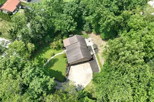 986 Segar Rd, Pittsburgh, PA 15243 - Photo 2